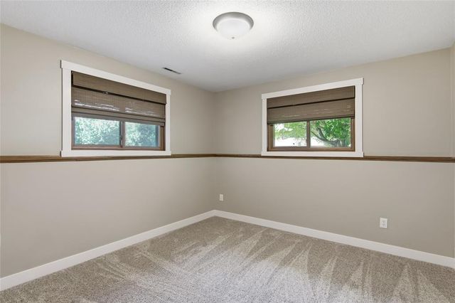 3721 Maywood Drive, Eau Claire, WI 54703