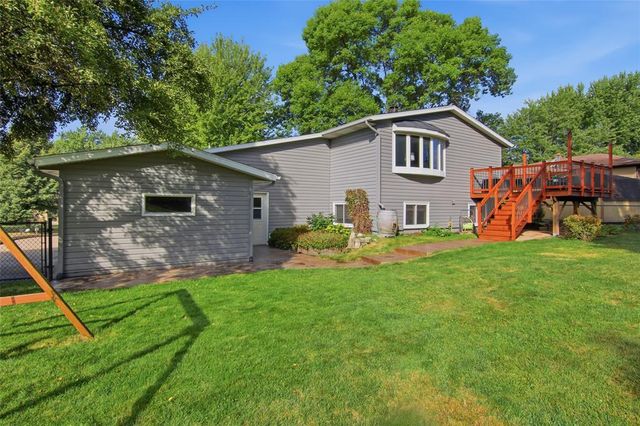 3721 Maywood Drive, Eau Claire, WI 54703