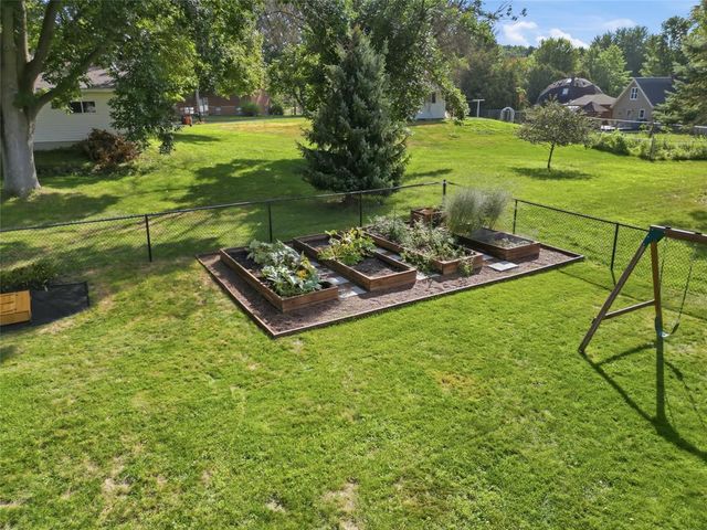 3721 Maywood Drive, Eau Claire, WI 54703