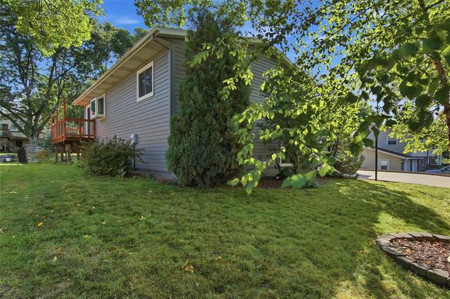 3721 Maywood Drive, Eau Claire, WI 54703