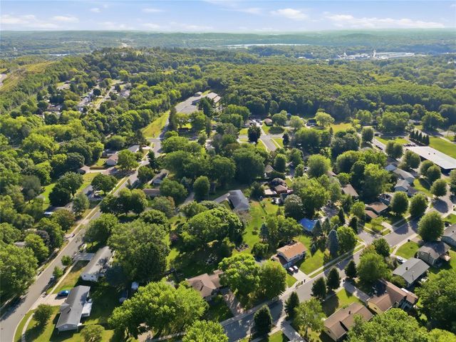 3721 Maywood Drive, Eau Claire, WI 54703