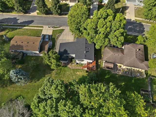 3721 Maywood Drive, Eau Claire, WI 54703