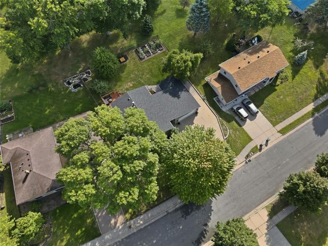 3721 Maywood Drive, Eau Claire, WI 54703