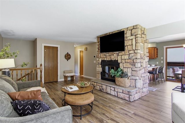 3721 Maywood Drive, Eau Claire, WI 54703