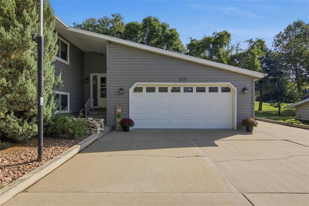 3721 Maywood Drive, Eau Claire, WI 54703