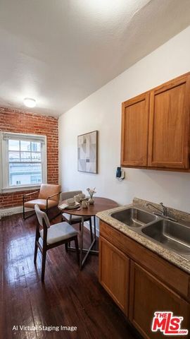 2795 W 8th Street 406, Los Angeles, CA 90005
