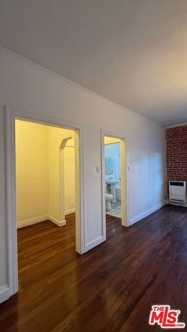 2795 W 8th Street 406, Los Angeles, CA 90005