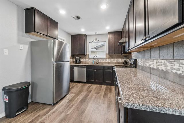 2103 N Tucker Avenue, Shawnee, OK 74804