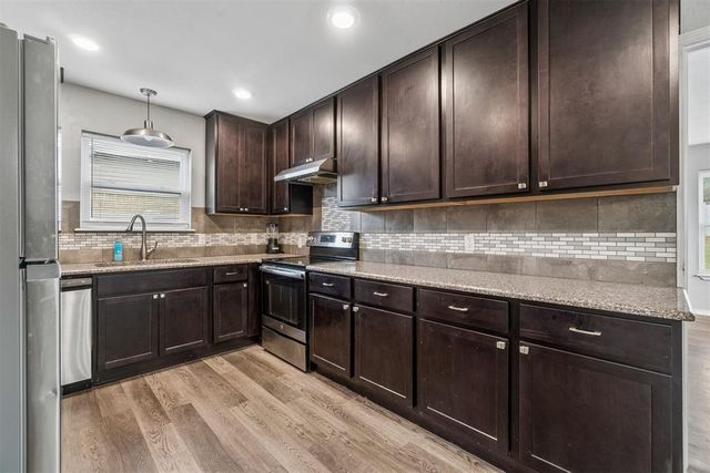 2103 N Tucker Avenue, Shawnee, OK 74804