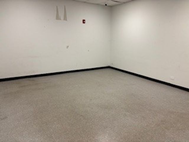 1724 W Lawrence Avenue, Chicago, IL 60640