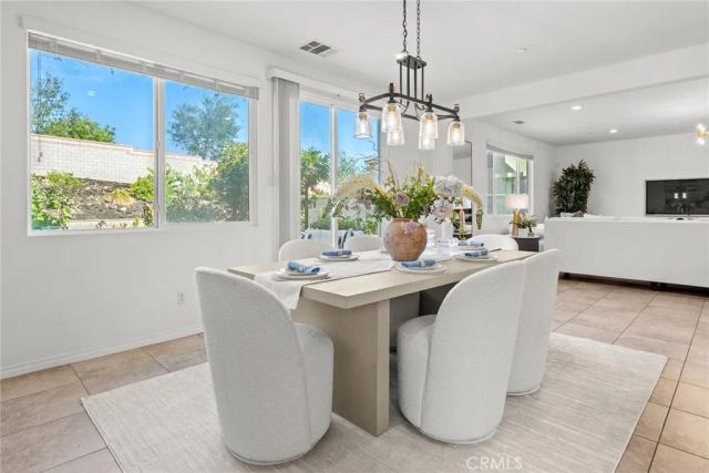 6826 Meander Way, Jurupa Valley, CA 91752