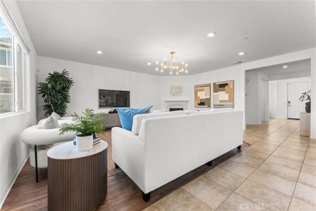 6826 Meander Way, Jurupa Valley, CA 91752