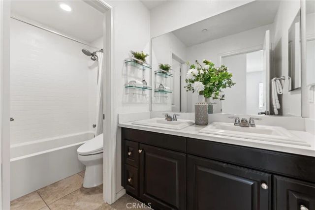 6826 Meander Way, Jurupa Valley, CA 91752