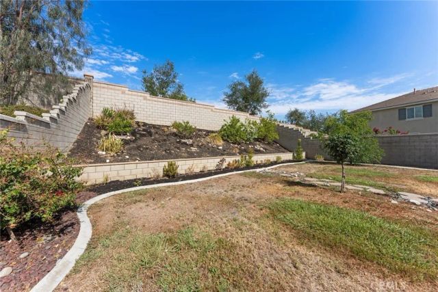 6826 Meander Way, Jurupa Valley, CA 91752
