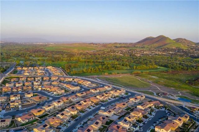 6826 Meander Way, Jurupa Valley, CA 91752