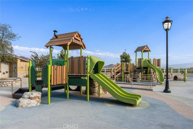6826 Meander Way, Jurupa Valley, CA 91752