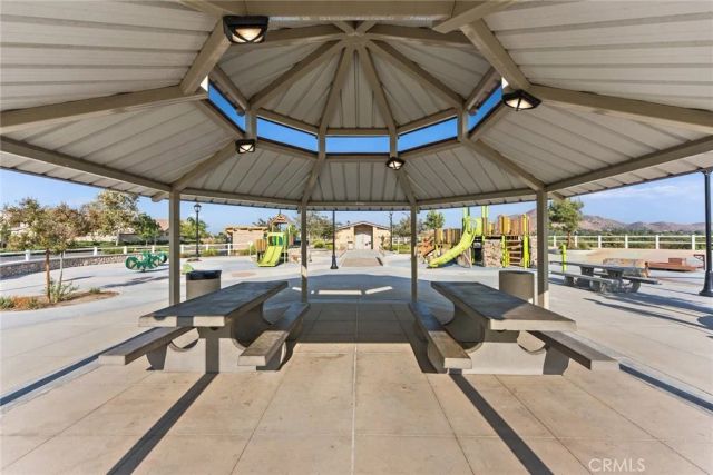 6826 Meander Way, Jurupa Valley, CA 91752