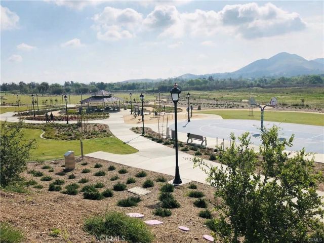 6826 Meander Way, Jurupa Valley, CA 91752