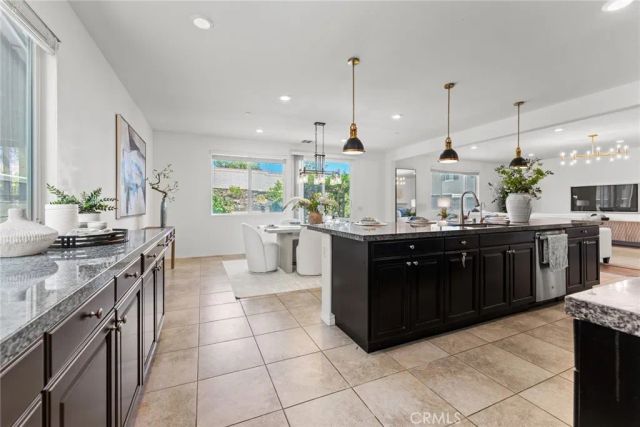 6826 Meander Way, Jurupa Valley, CA 91752