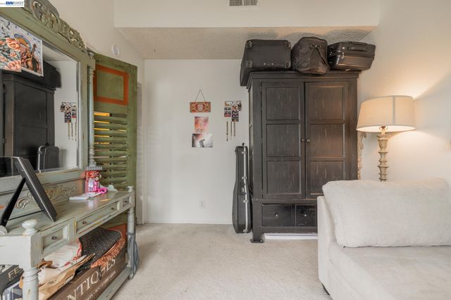 6382 Buena Vista Dr B, Newark, CA 94560