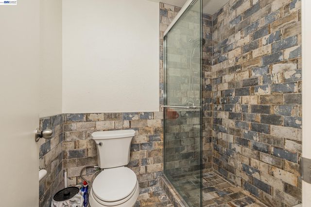 6382 Buena Vista Dr B, Newark, CA 94560