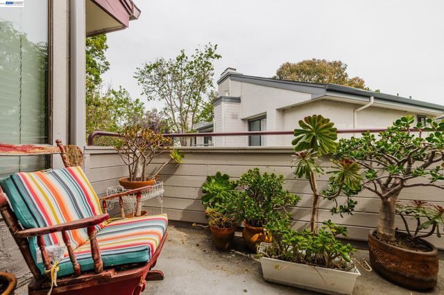 6382 Buena Vista Dr B, Newark, CA 94560