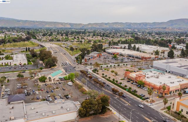 6382 Buena Vista Dr B, Newark, CA 94560