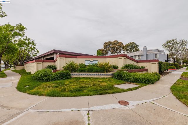 6382 Buena Vista Dr B, Newark, CA 94560