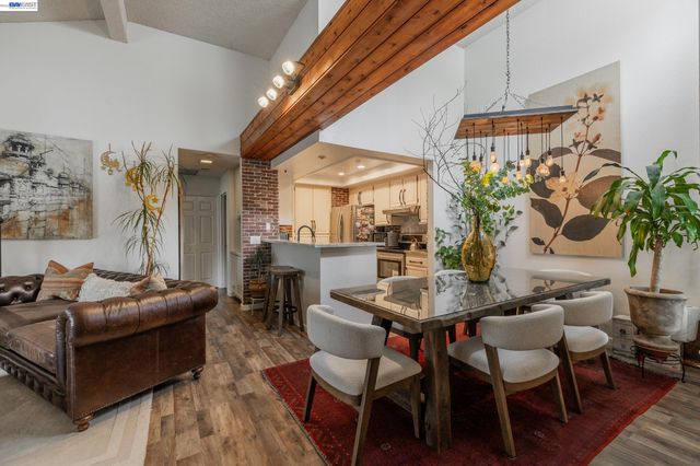 6382 Buena Vista Dr B, Newark, CA 94560