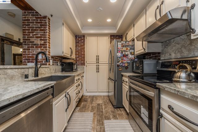 6382 Buena Vista Dr B, Newark, CA 94560