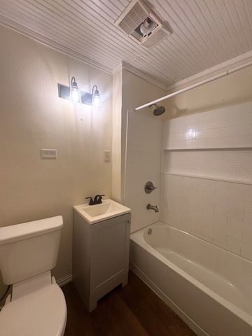 414 W 4th St., Mt Pleasant, TX 75455