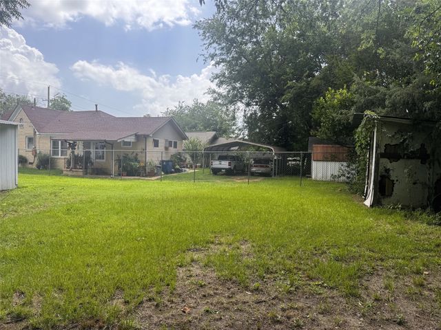 414 W 4th St., Mt Pleasant, TX 75455