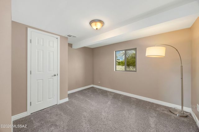 2572 W Calle Genova, Tucson, AZ 85745