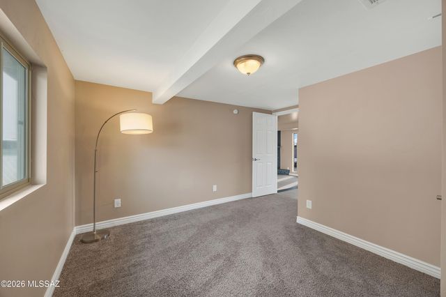 2572 W Calle Genova, Tucson, AZ 85745