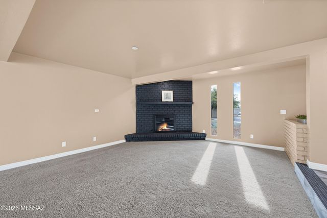 2572 W Calle Genova, Tucson, AZ 85745