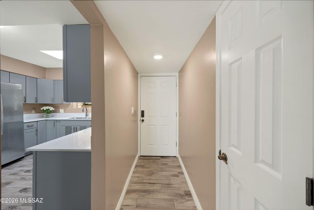 2572 W Calle Genova, Tucson, AZ 85745