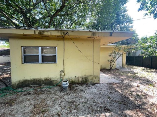 1409 NE 5th Terrace 1-2, Fort Lauderdale, FL 33304