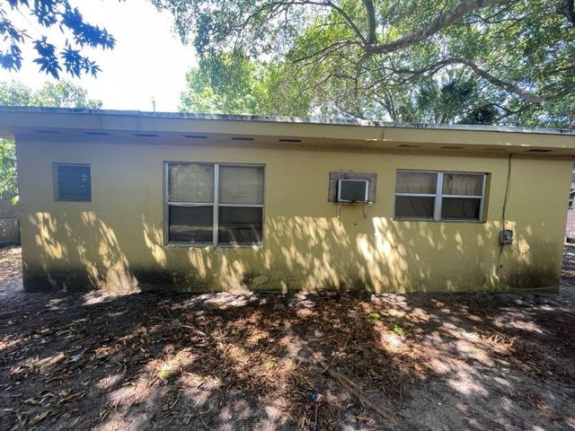 1409 NE 5th Terrace 1-2, Fort Lauderdale, FL 33304