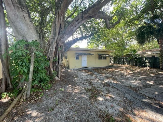 1409 NE 5th Terrace 1-2, Fort Lauderdale, FL 33304