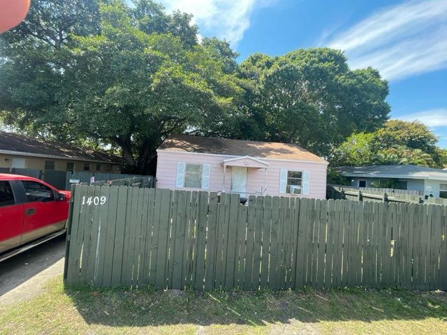1409 NE 5th Terrace 1-2, Fort Lauderdale, FL 33304