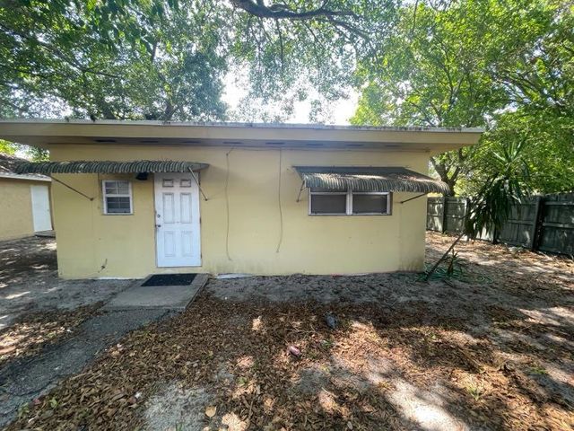 1409 NE 5th Terrace 1-2, Fort Lauderdale, FL 33304