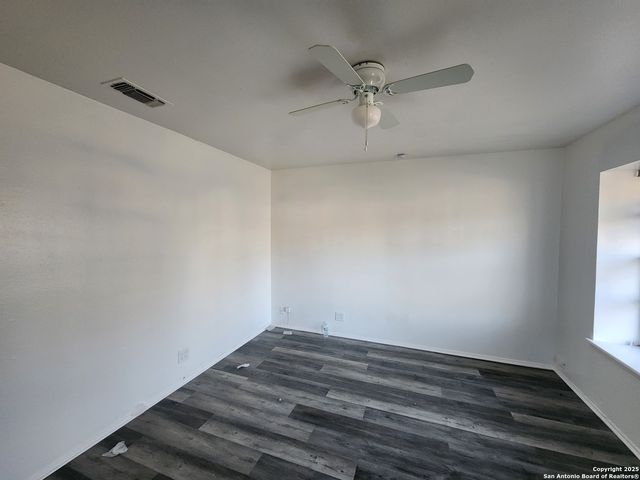 430 Pinehurst, San Antonio, TX 78221