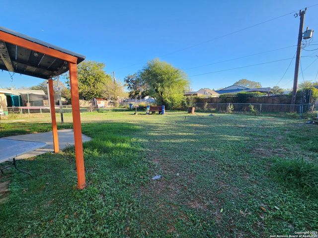 430 Pinehurst, San Antonio, TX 78221