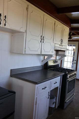 1425 Main Street, Grandview, IN 47615