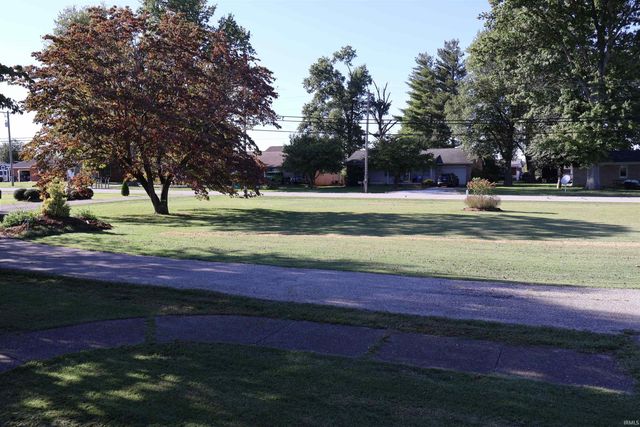 1425 Main Street, Grandview, IN 47615