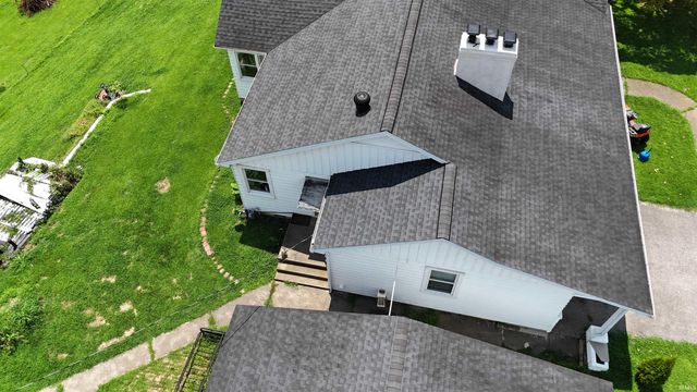 1425 Main Street, Grandview, IN 47615