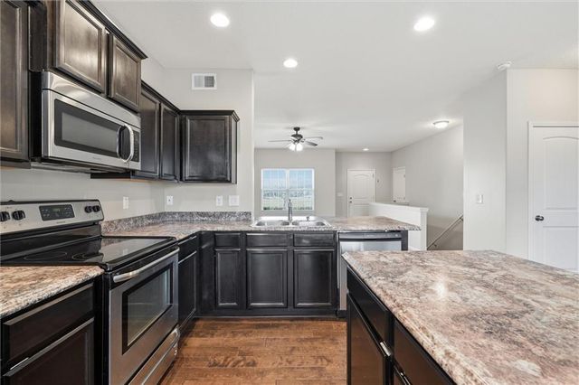 771 S Cherry Street, Gardner, KS 66030