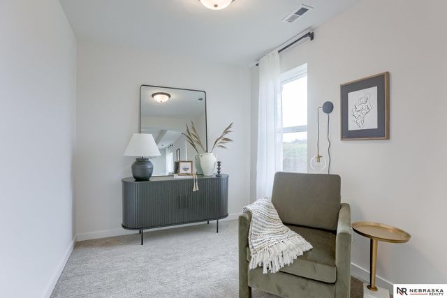 11101 N 161 Street, Omaha, NE 68007