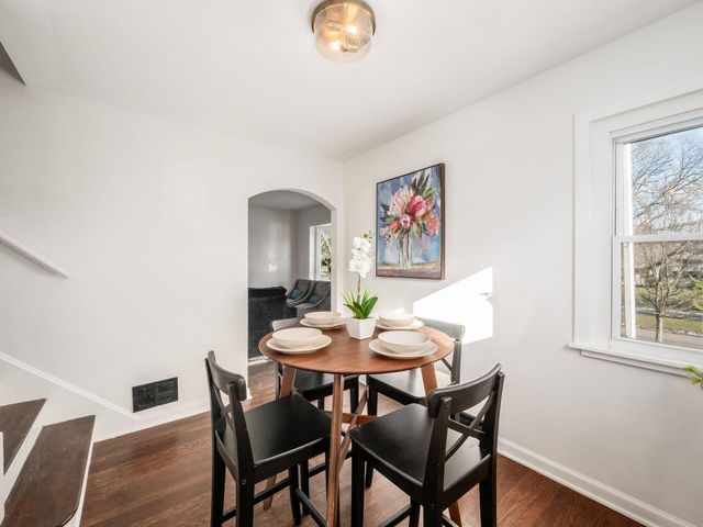 669 Brookside Drive, Columbus, OH 43209