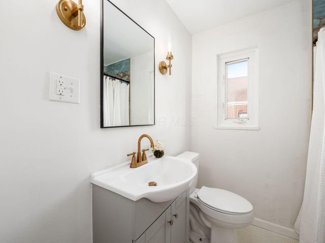 669 Brookside Drive, Columbus, OH 43209